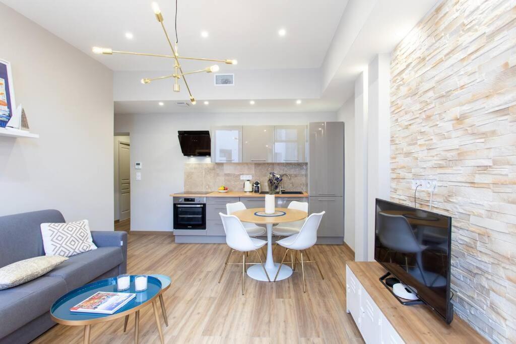 L19 1Bdr Massena Central 2Mins Sea/Promenadeac/Balcony Nizza Exterior foto